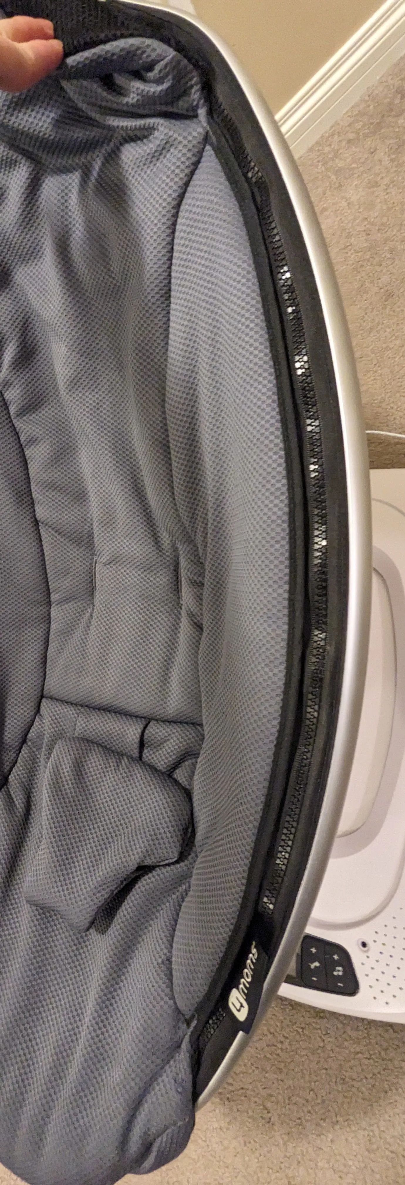 4Moms Mamaroo Milti-Motion Baby swing