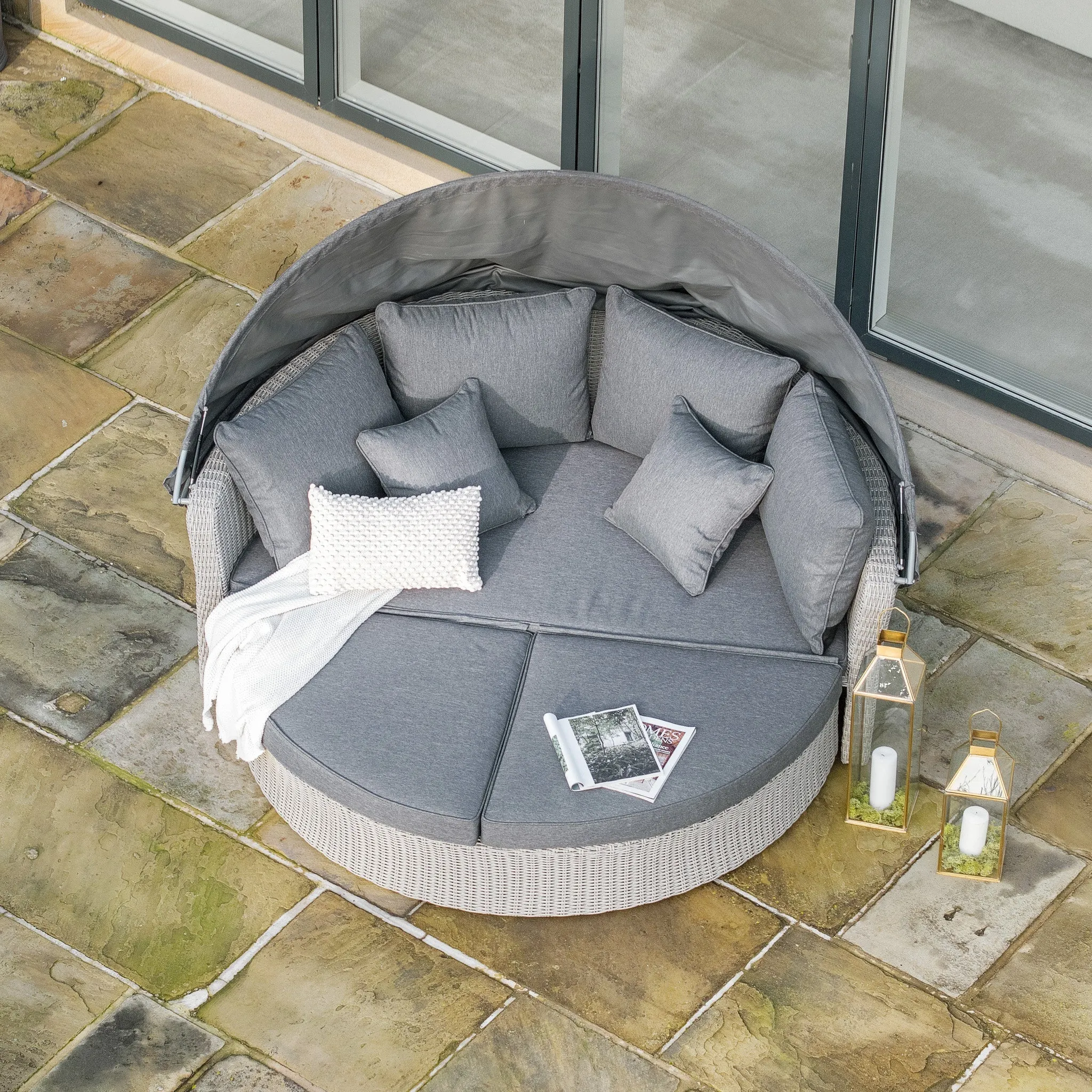 Bermuda Daybed in Stone Grey