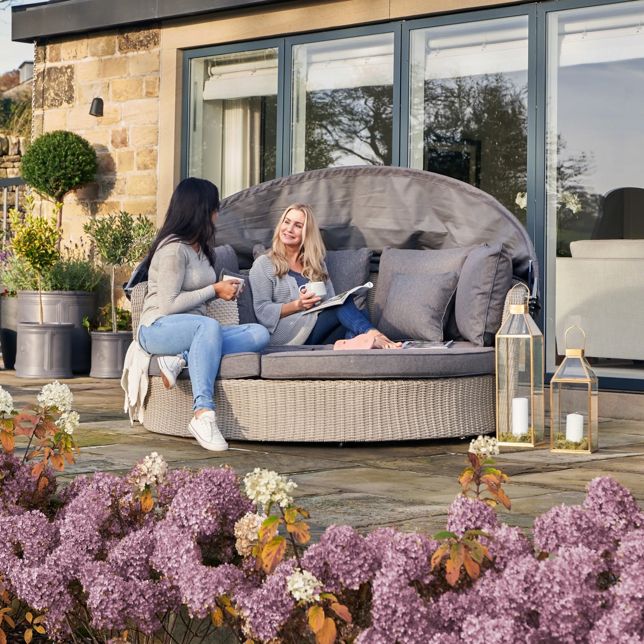 Bermuda Daybed in Stone Grey