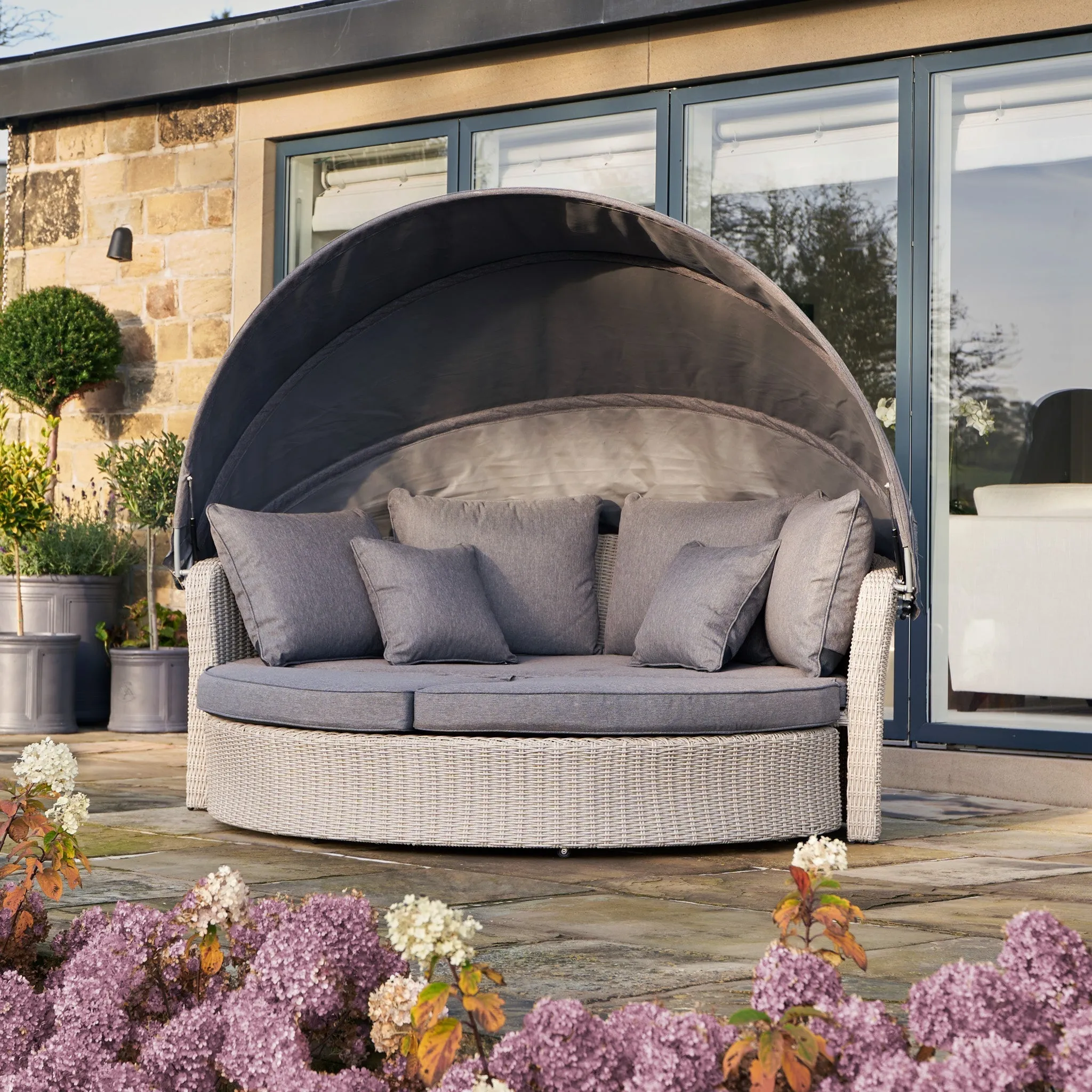 Bermuda Daybed in Stone Grey