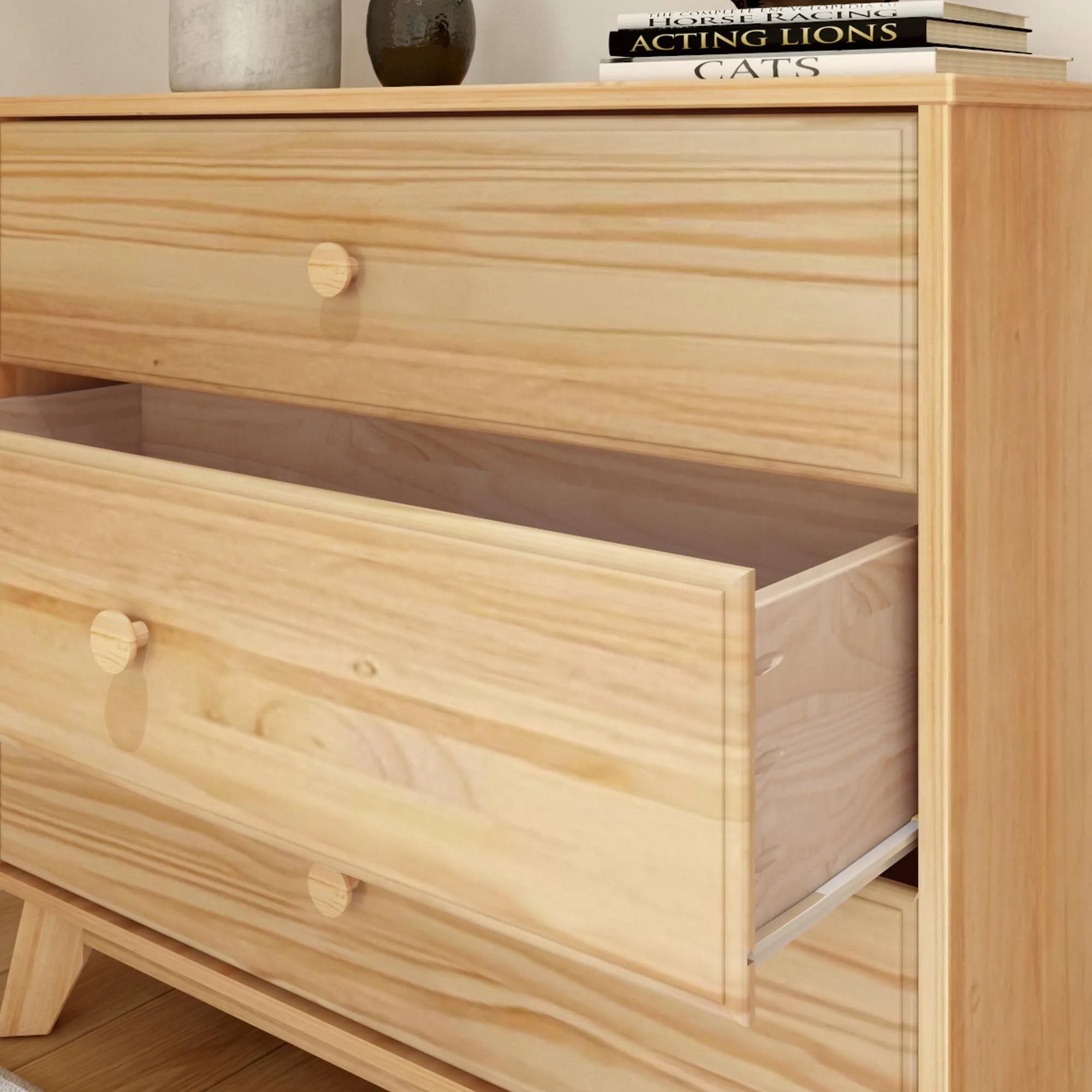 Classic 3-Drawer Dresser