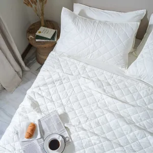 Cotton Bedcover with 2 Pillow Covers | Diamond Pattern | White