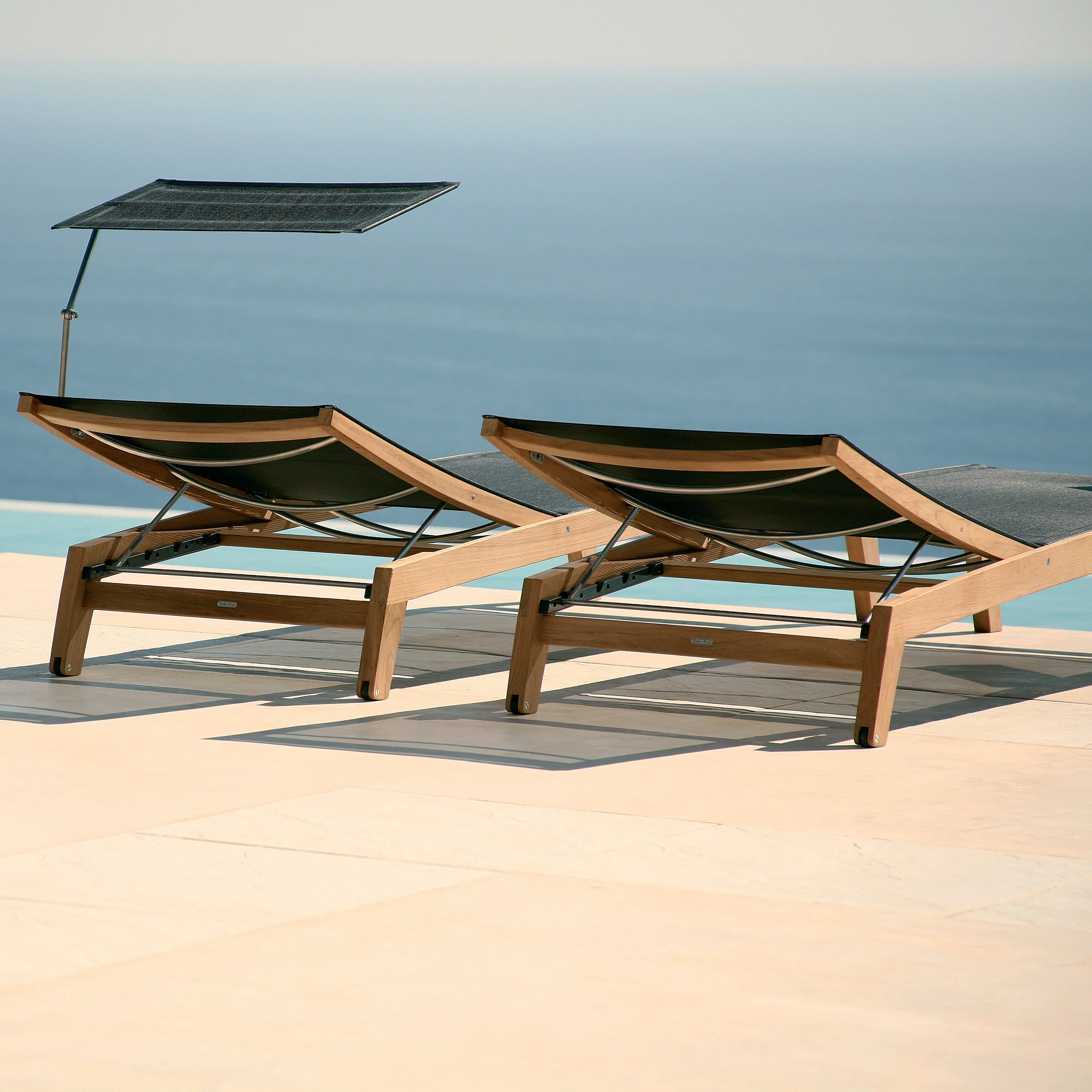 Horizon Lounger Sunshade