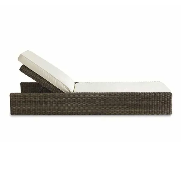 Outdoor Furniture - Sun Lounger - Cube
