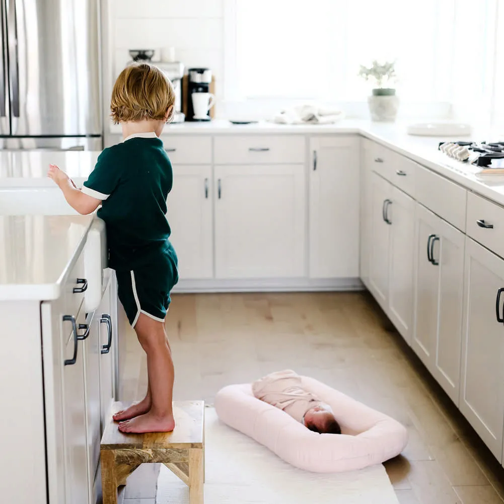 Snuggle Me Organic Infant Lounger